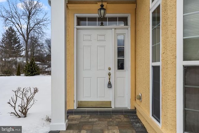 15 KRESSON CT, Berlin, NJ 08009