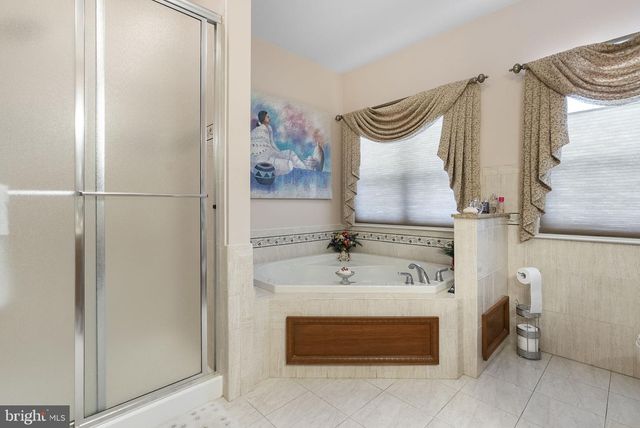 15 KRESSON CT, Berlin, NJ 08009