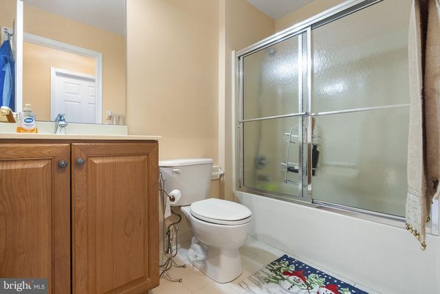 15 KRESSON CT, Berlin, NJ 08009