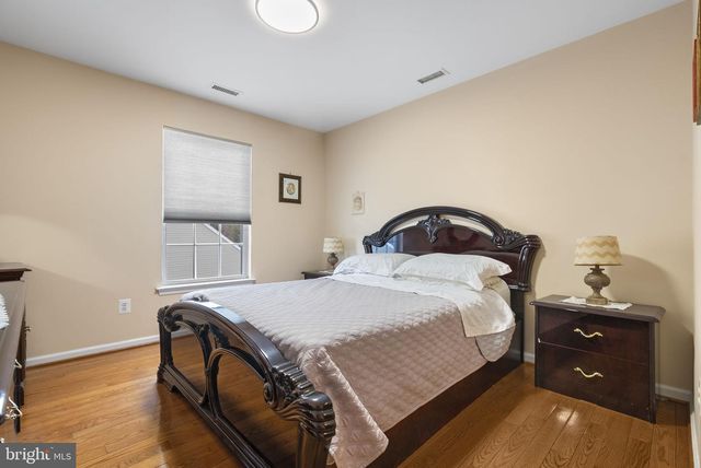 15 KRESSON CT, Berlin, NJ 08009