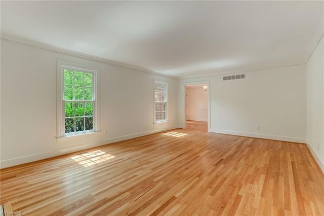 612 Willoughby Boulevard, Greensboro, NC 27408
