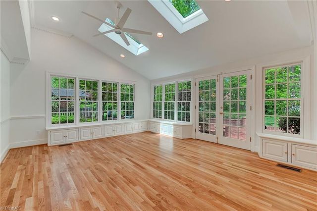 612 Willoughby Boulevard, Greensboro, NC 27408