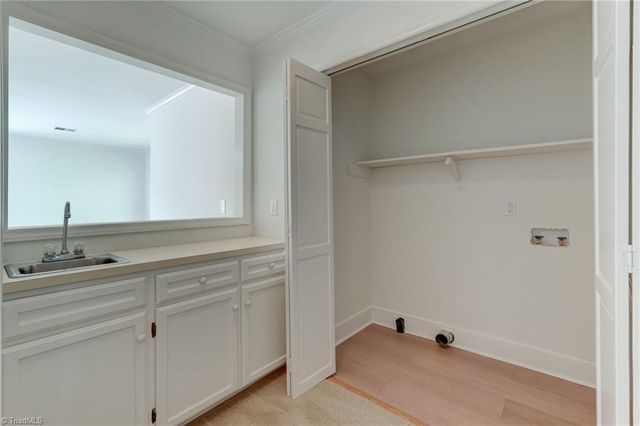 612 Willoughby Boulevard, Greensboro, NC 27408