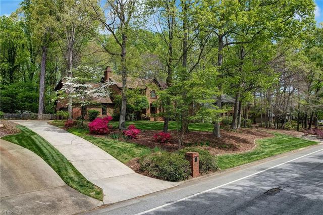 612 Willoughby Boulevard, Greensboro, NC 27408
