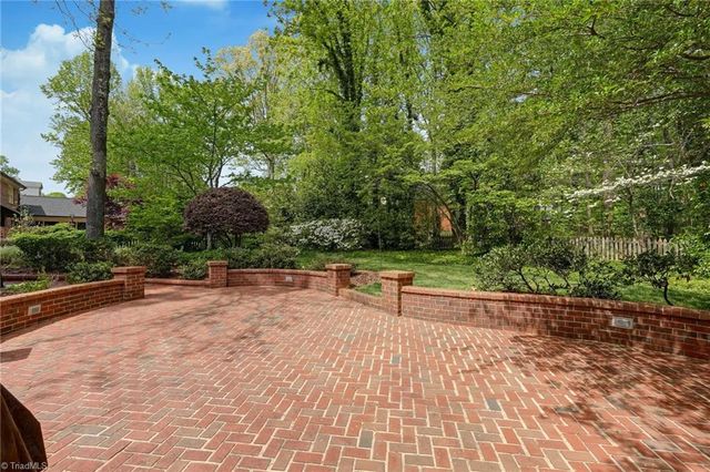 612 Willoughby Boulevard, Greensboro, NC 27408