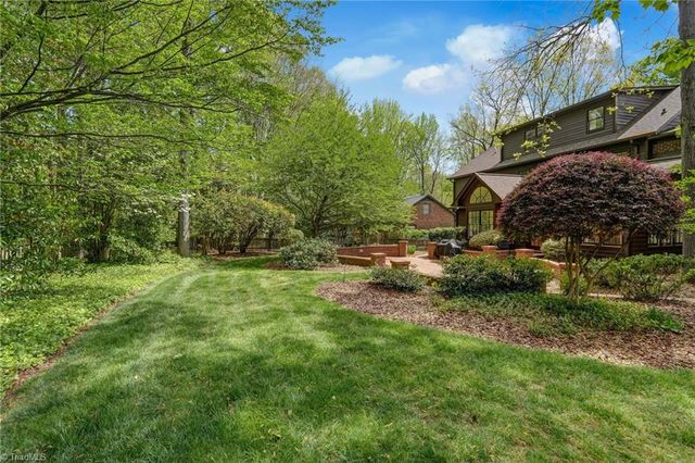 612 Willoughby Boulevard, Greensboro, NC 27408