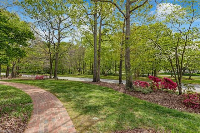 612 Willoughby Boulevard, Greensboro, NC 27408