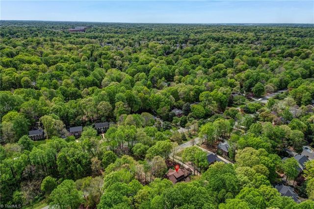 612 Willoughby Boulevard, Greensboro, NC 27408