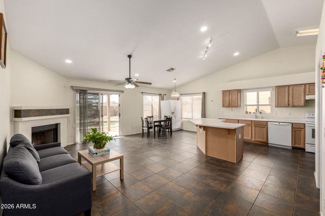 18604 N 30th Place, Phoenix, AZ 85050