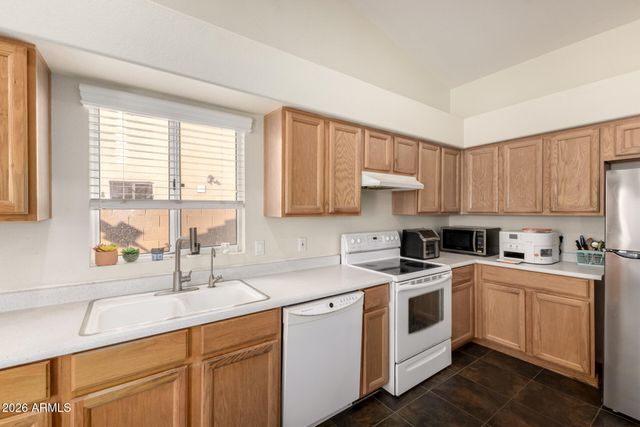 18604 N 30th Place, Phoenix, AZ 85050