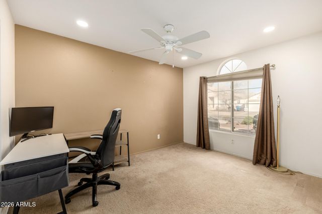 18604 N 30th Place, Phoenix, AZ 85050