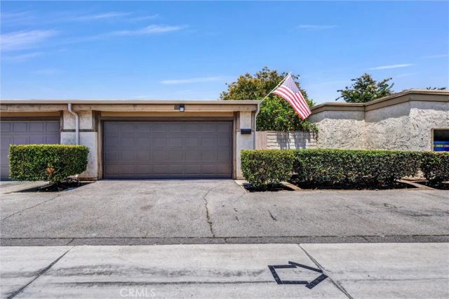 2035 E Blackwood, Anaheim, CA 92806