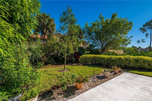 25151 Fairway Dunes CT, Bonita Springs, FL 34135