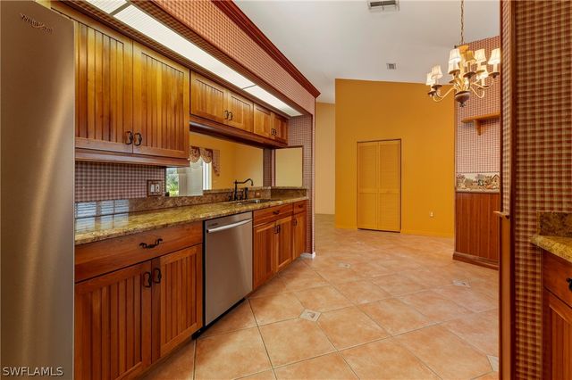 25151 Fairway Dunes CT, Bonita Springs, FL 34135