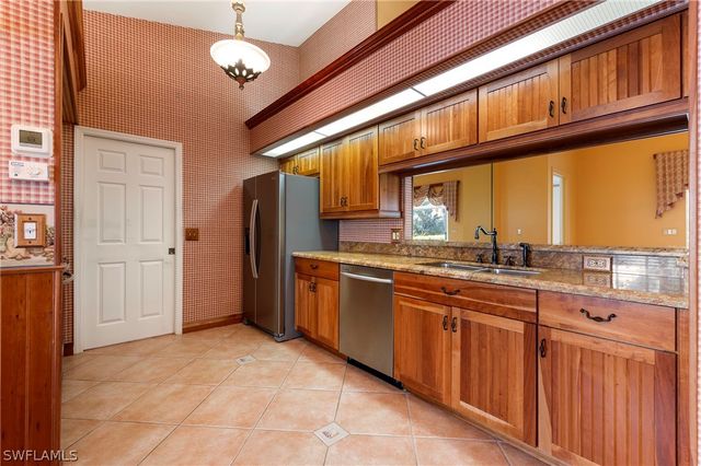 25151 Fairway Dunes CT, Bonita Springs, FL 34135