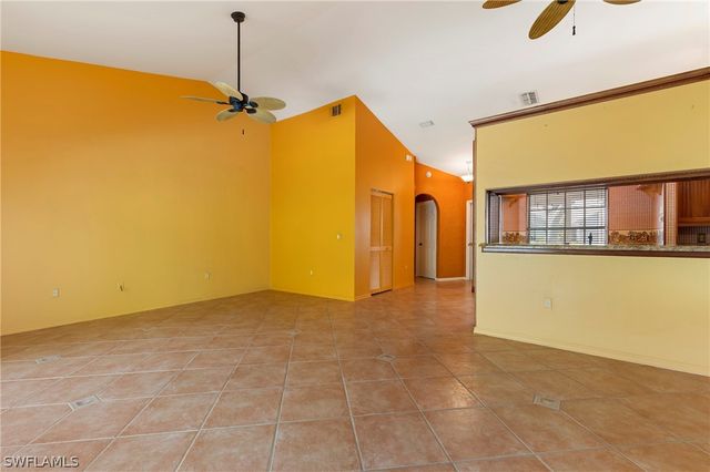 25151 Fairway Dunes CT, Bonita Springs, FL 34135