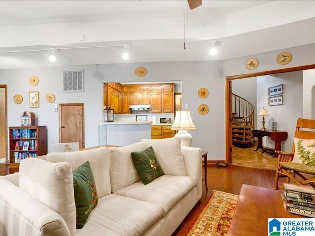 3244 VERDURE DRIVE, Hoover, AL 35226