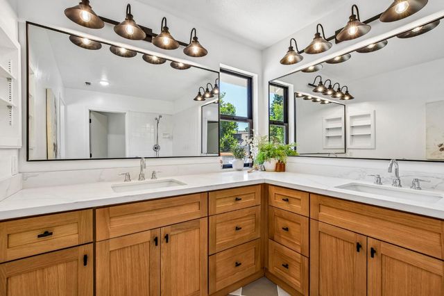 101 Monticito Ct, Roseville, CA 95678