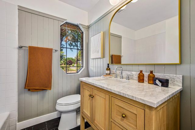 101 Monticito Ct, Roseville, CA 95678