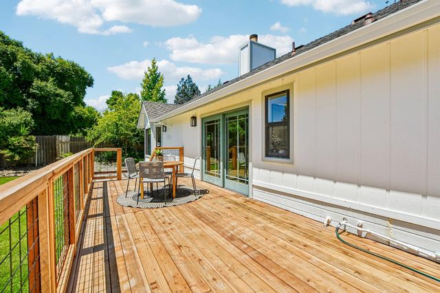 101 Monticito Ct, Roseville, CA 95678