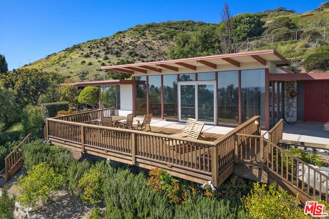26939 Sea Vista Drive, Malibu, CA 90265