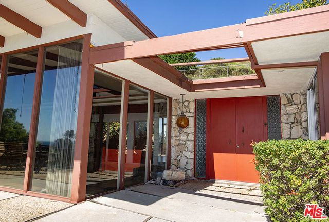 26939 Sea Vista Drive, Malibu, CA 90265