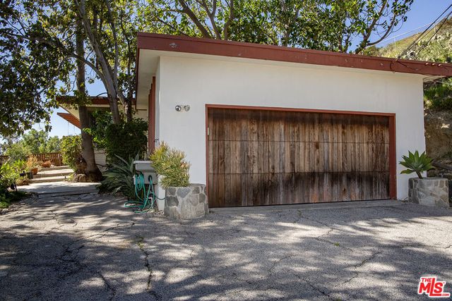 26939 Sea Vista Drive, Malibu, CA 90265