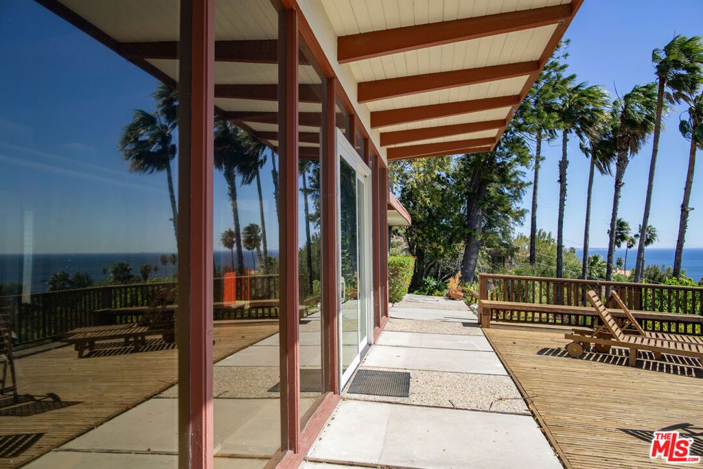 26939 Sea Vista Drive, Malibu, CA 90265