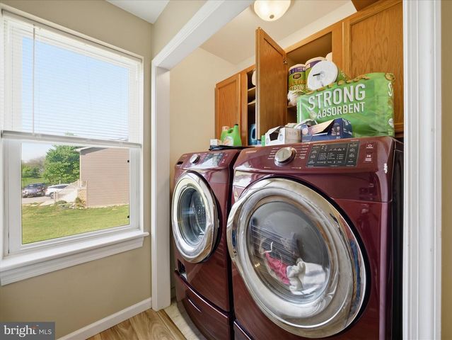 6 WALLEYE DR, Shippensburg, PA 17257