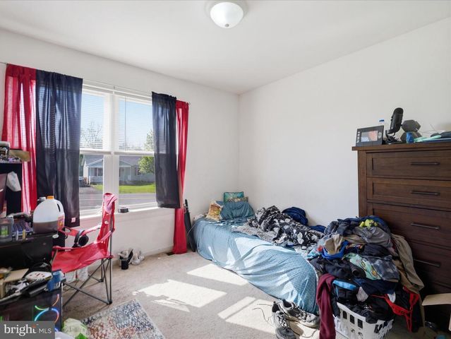 6 WALLEYE DR, Shippensburg, PA 17257