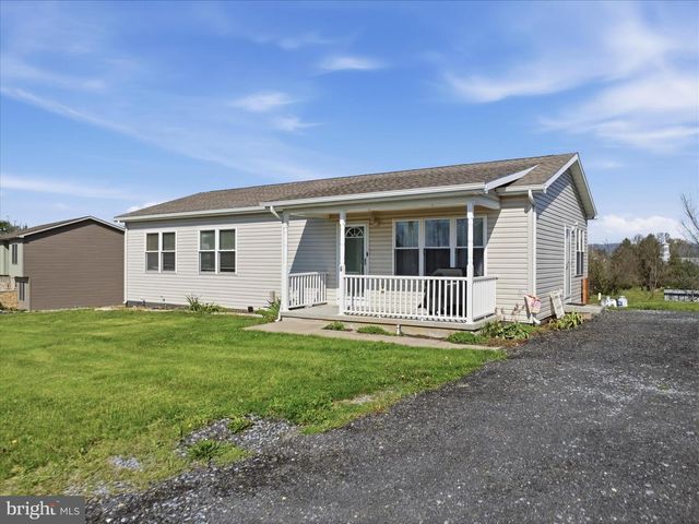 6 WALLEYE DR, Shippensburg, PA 17257
