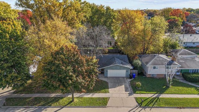 1224 S MATTHIAS STREET, Appleton, WI 54915