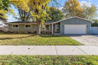 1224 S MATTHIAS STREET, Appleton, WI 54915