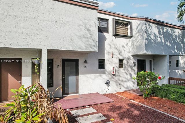 1901 S River Drive 16B, Miami, FL 33125