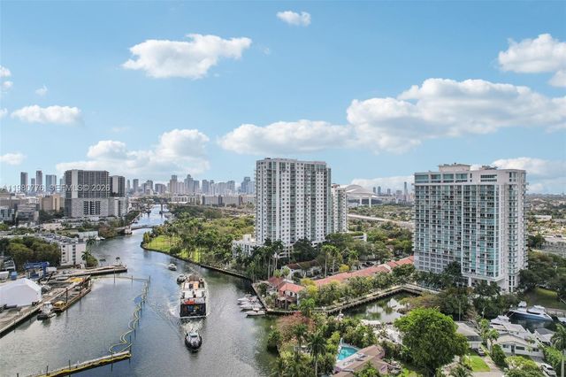 1901 S River Drive 16B, Miami, FL 33125