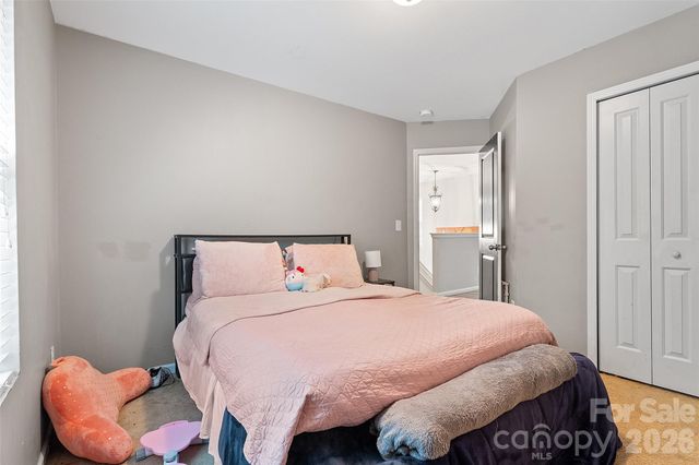 835 Rook Road, Charlotte, NC 28216