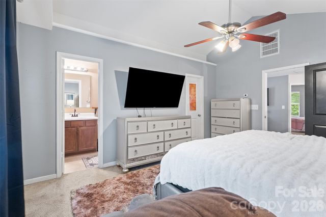 835 Rook Road, Charlotte, NC 28216