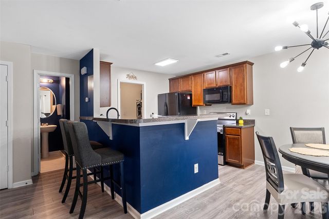 835 Rook Road, Charlotte, NC 28216