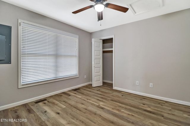 736 Siever Rd, Crossville, TN 38572