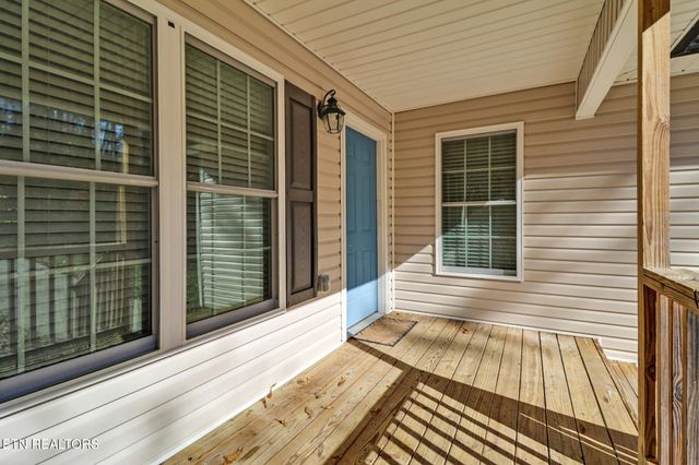 736 Siever Rd, Crossville, TN 38572