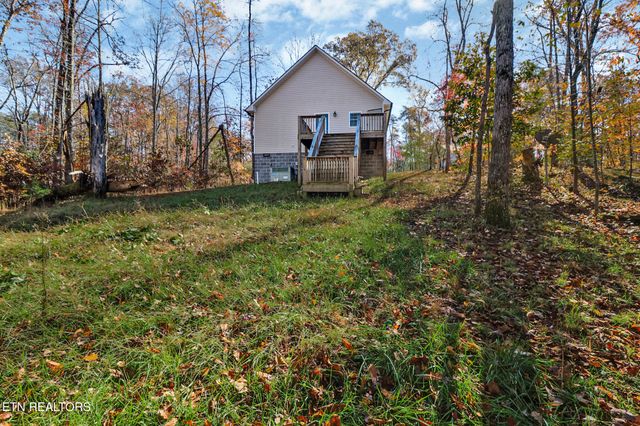 736 Siever Rd, Crossville, TN 38572