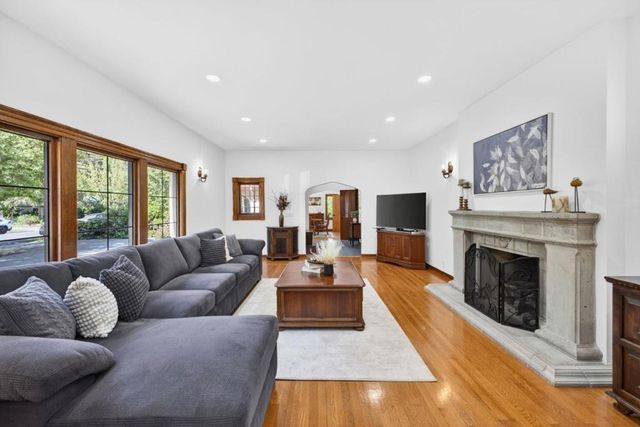 1270 Mckendrie Street, San Jose, CA 95126