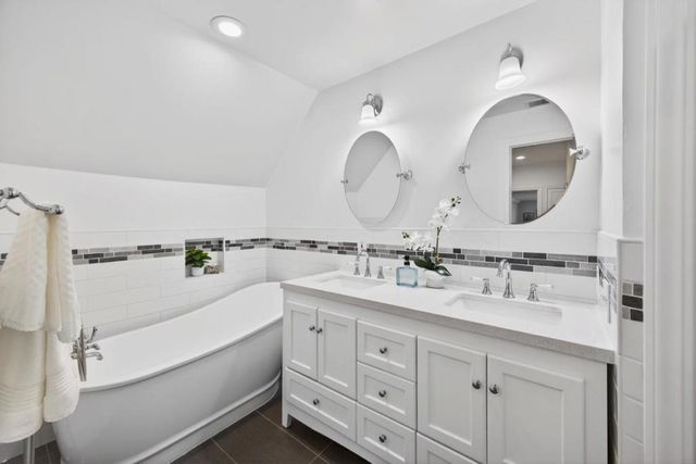 1270 Mckendrie Street, San Jose, CA 95126