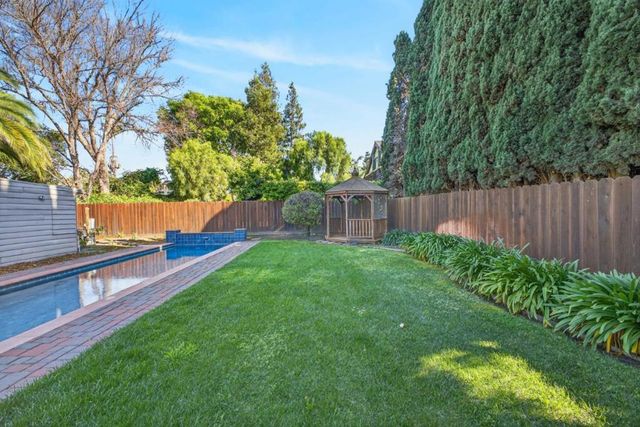 1270 Mckendrie Street, San Jose, CA 95126