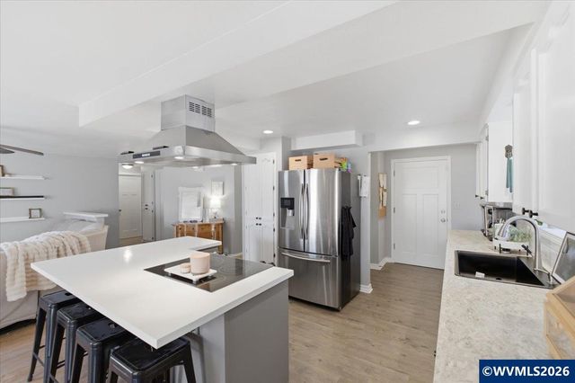 1017 Eastwind Ct N, Keizer, OR 97303