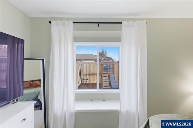 1017 Eastwind Ct N, Keizer, OR 97303