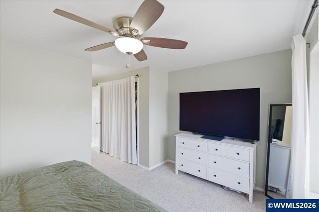 1017 Eastwind Ct N, Keizer, OR 97303