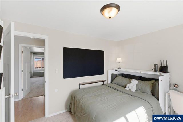 1017 Eastwind Ct N, Keizer, OR 97303