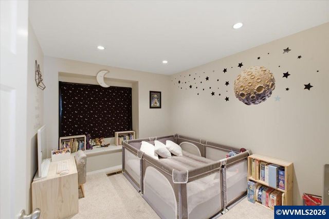 1017 Eastwind Ct N, Keizer, OR 97303