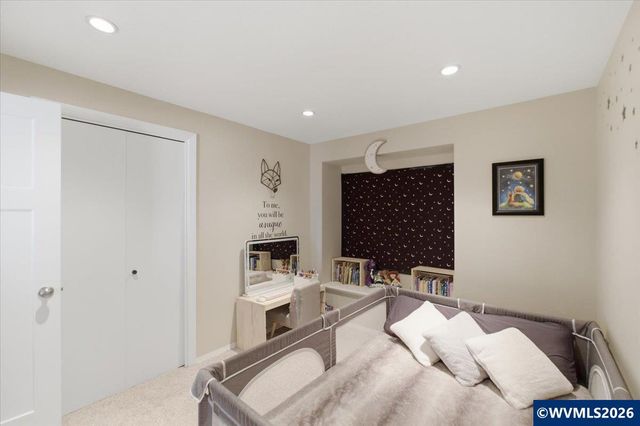 1017 Eastwind Ct N, Keizer, OR 97303